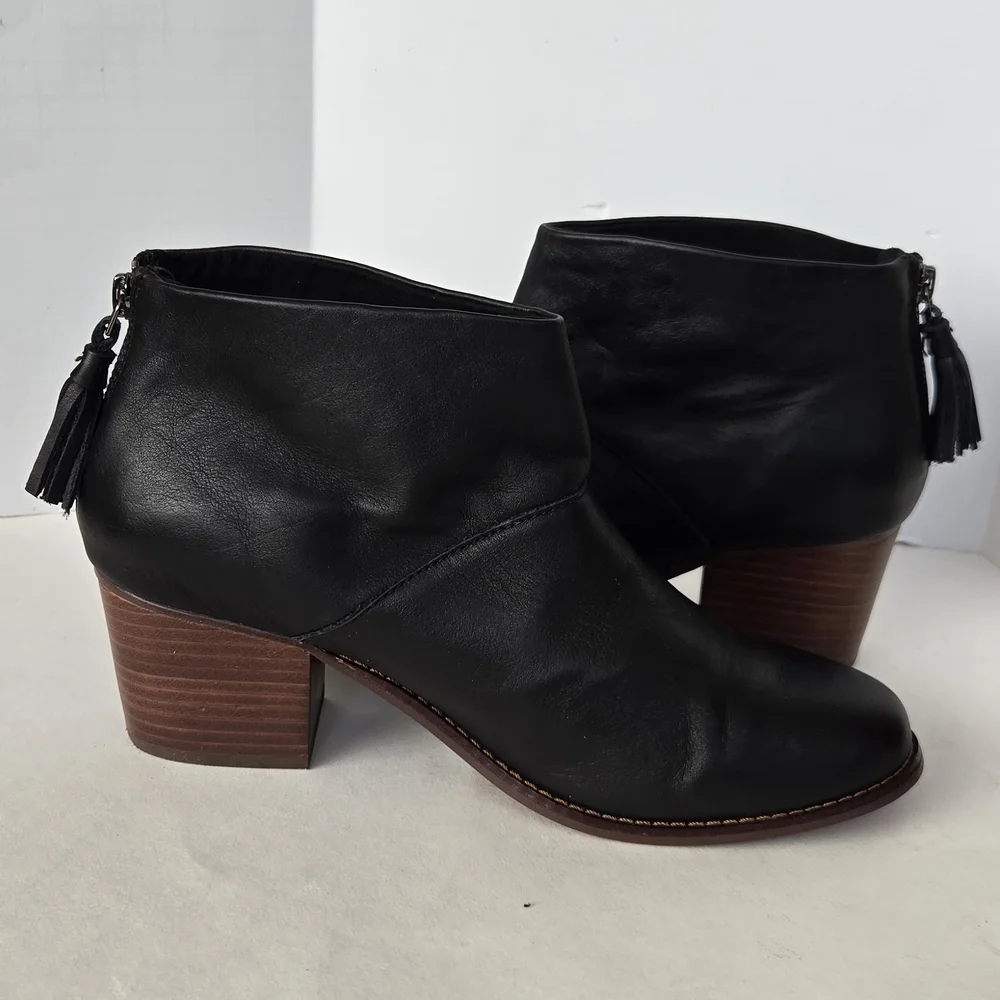 Toms Black Leather Ankle Boots with Brown Heel And Tassels